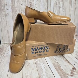 Vintage Mason Shoes Women’s Size 7B – Dark Mustard/Gold Buckle – New Old Stock